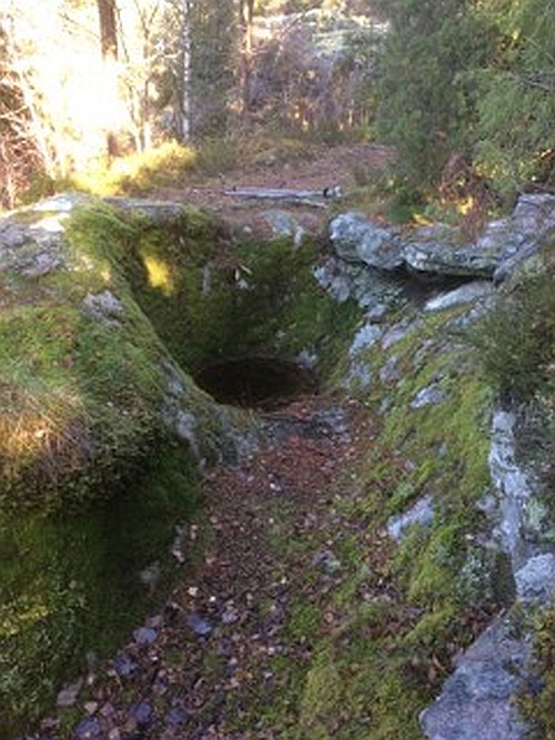 Steneby j�ttegryta - foto Lasse H